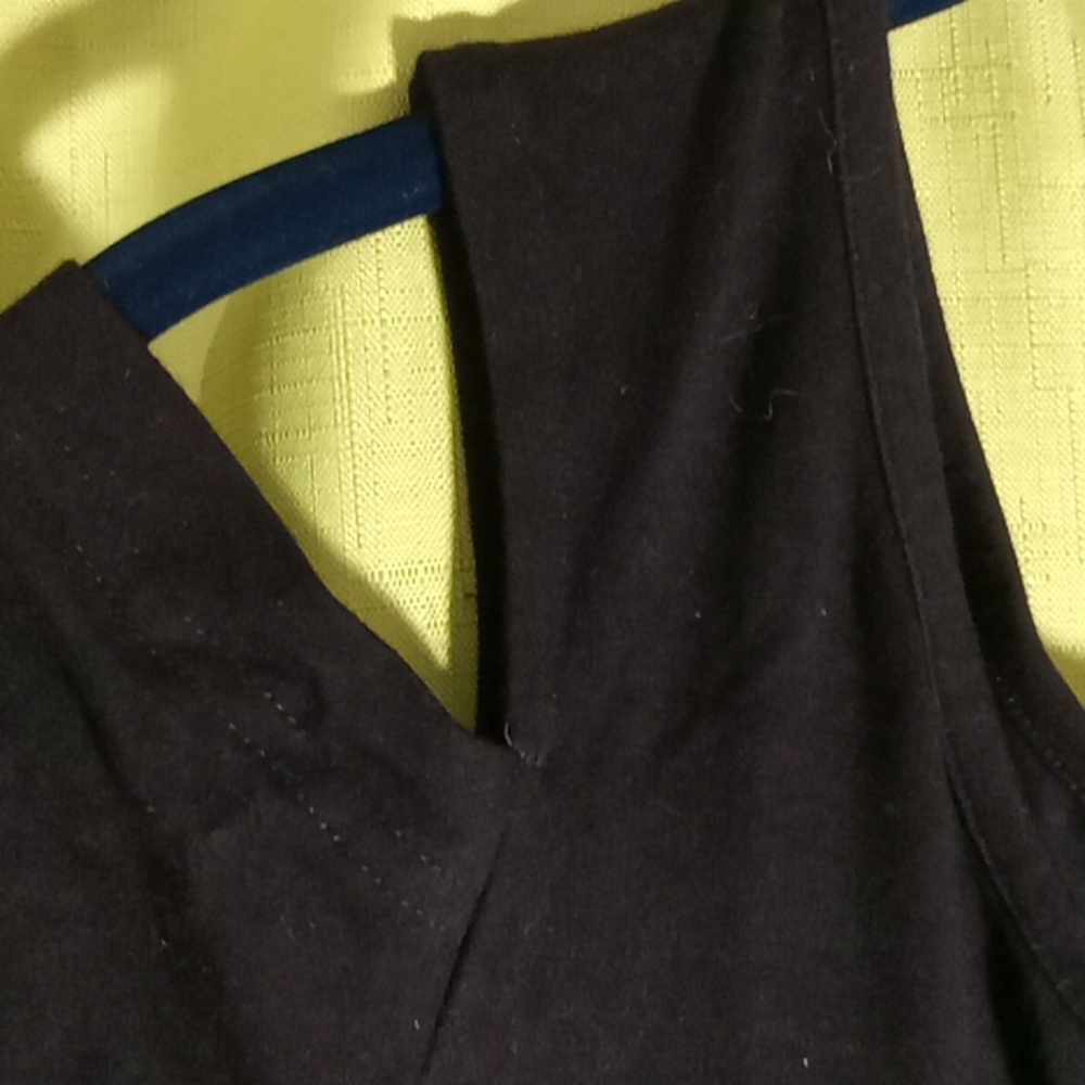 2x keyhole black top - Picture 3 of 3